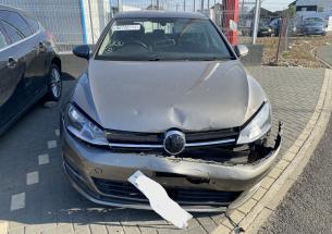 Dezmembrez piese caroserie, motor, cutie viteze, suspensie VW Golf 7 (5G) 1.6 TDI 2015, CLHA