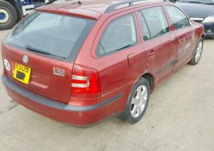 Vindem piese de caroserie Skoda Octavia 2 Combi (1Z5) 1.9 TDI, BXE din dezmembrari
