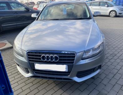 Dezmembrez piese caroserie, motor, cutie viteze, suspensie Audi A4 Avant (8K5, B8) 2.0 TDI 2009, CAGA