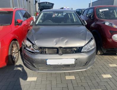 Dezmembrez piese caroserie, motor, cutie viteze, suspensie VW Golf 7 (5G) 1.6 TDI 2013, CRKB